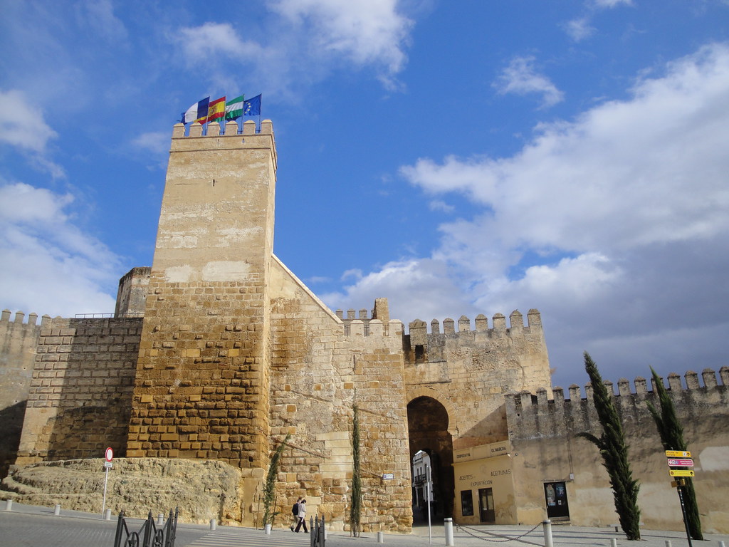 alcazar puerta de sevilla